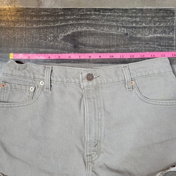 VTG 1995 Levi 551 Gray Cut Off Shorts, size 14 (31" waist) - Picture 6 of 9